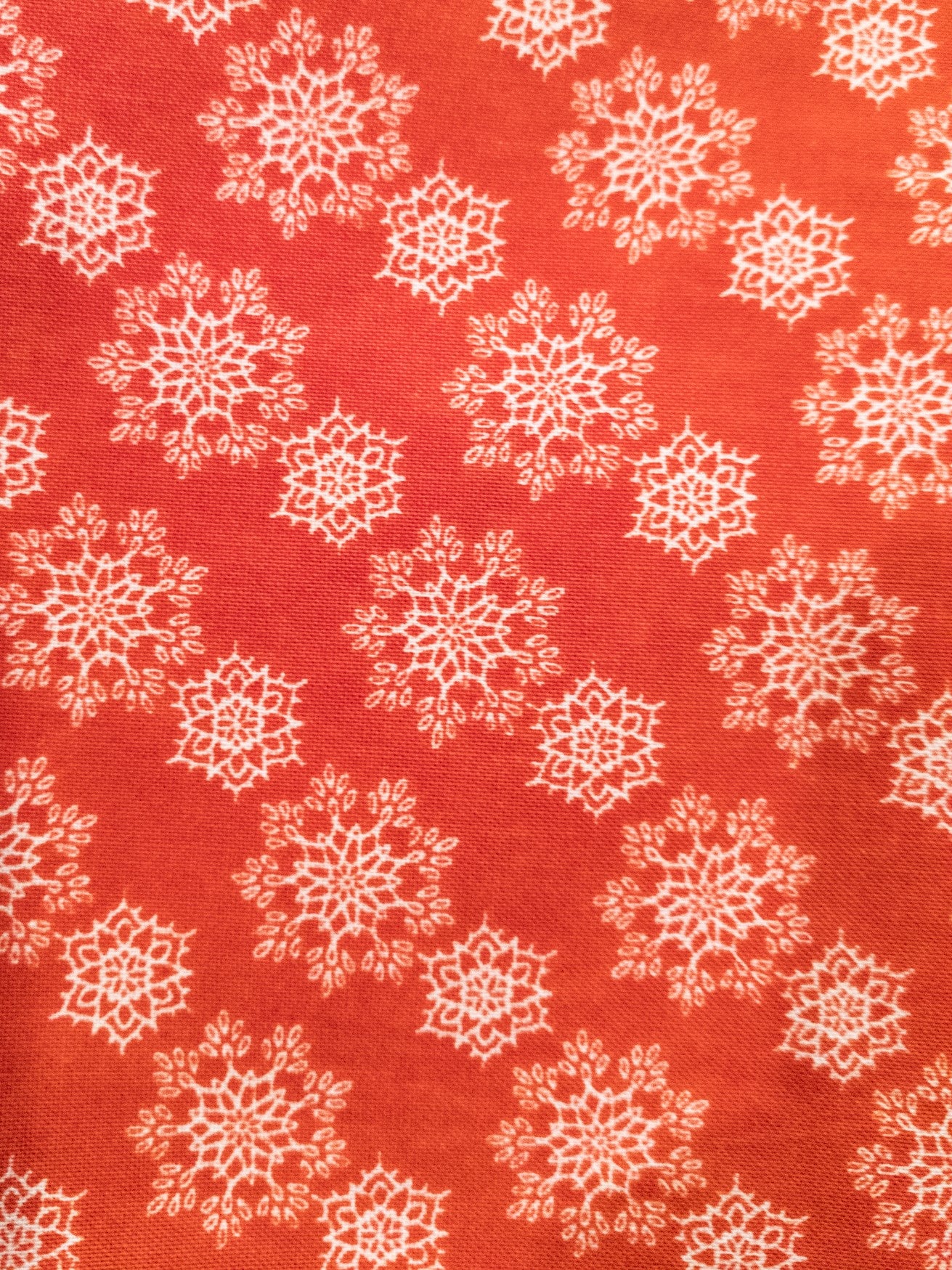 Snowflakes Red Set Charles